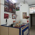 Yash Guest House 01 Minute Walk In Nizamuddin Railway Station