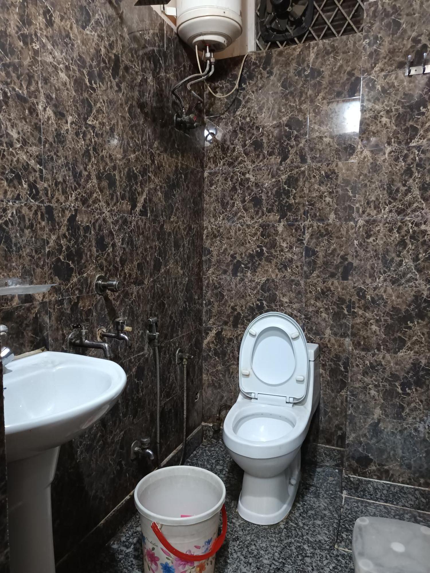 Yash 01 Minute Walk In Nizamuddin Railway Station Guest house New Delhi